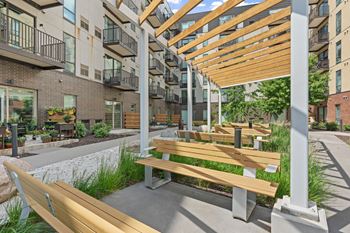 Grilling/picnic areas